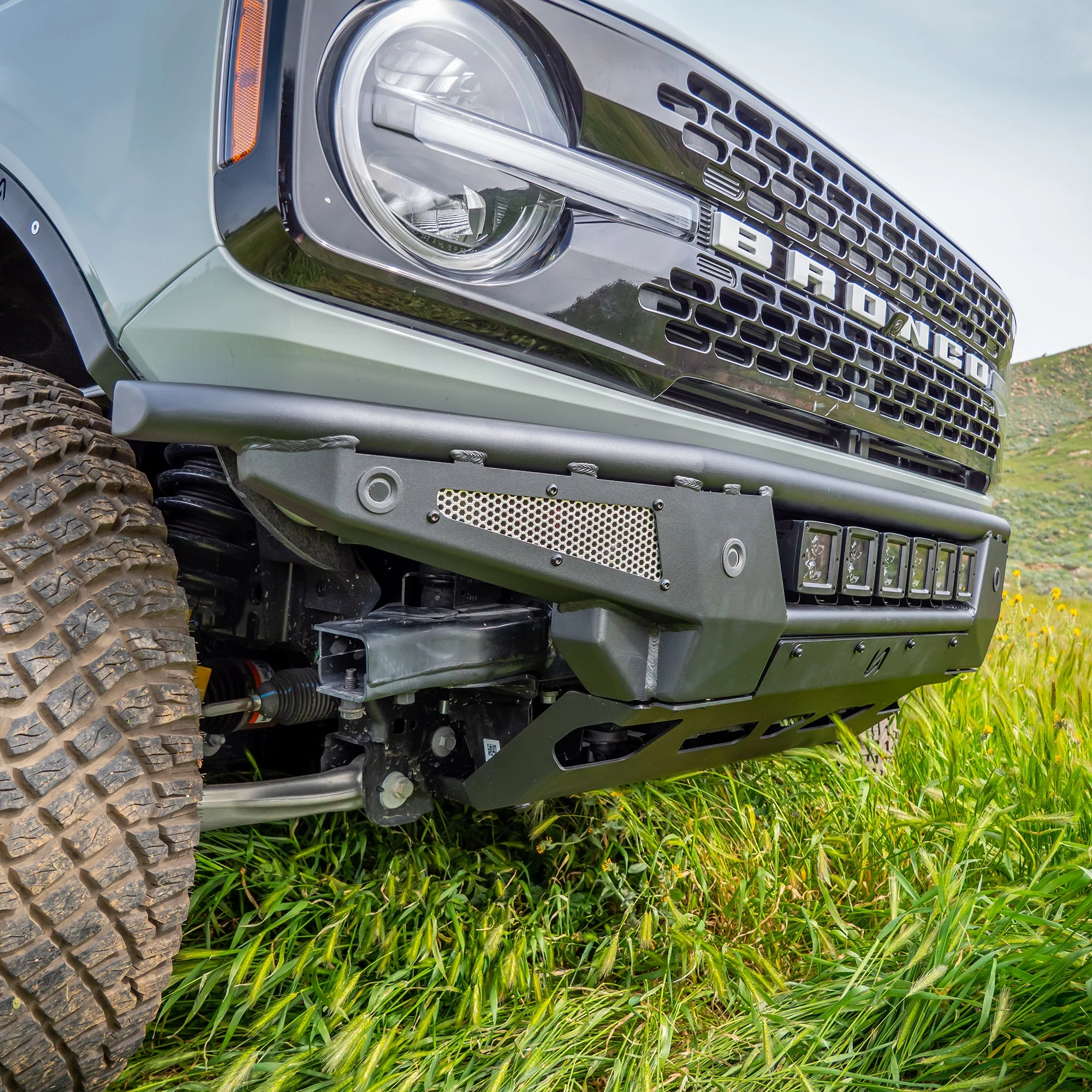 Turn Offroad  - 2021+ Ford Bronco Baja Tubular Front Bumper & Skid Plate - Image 8