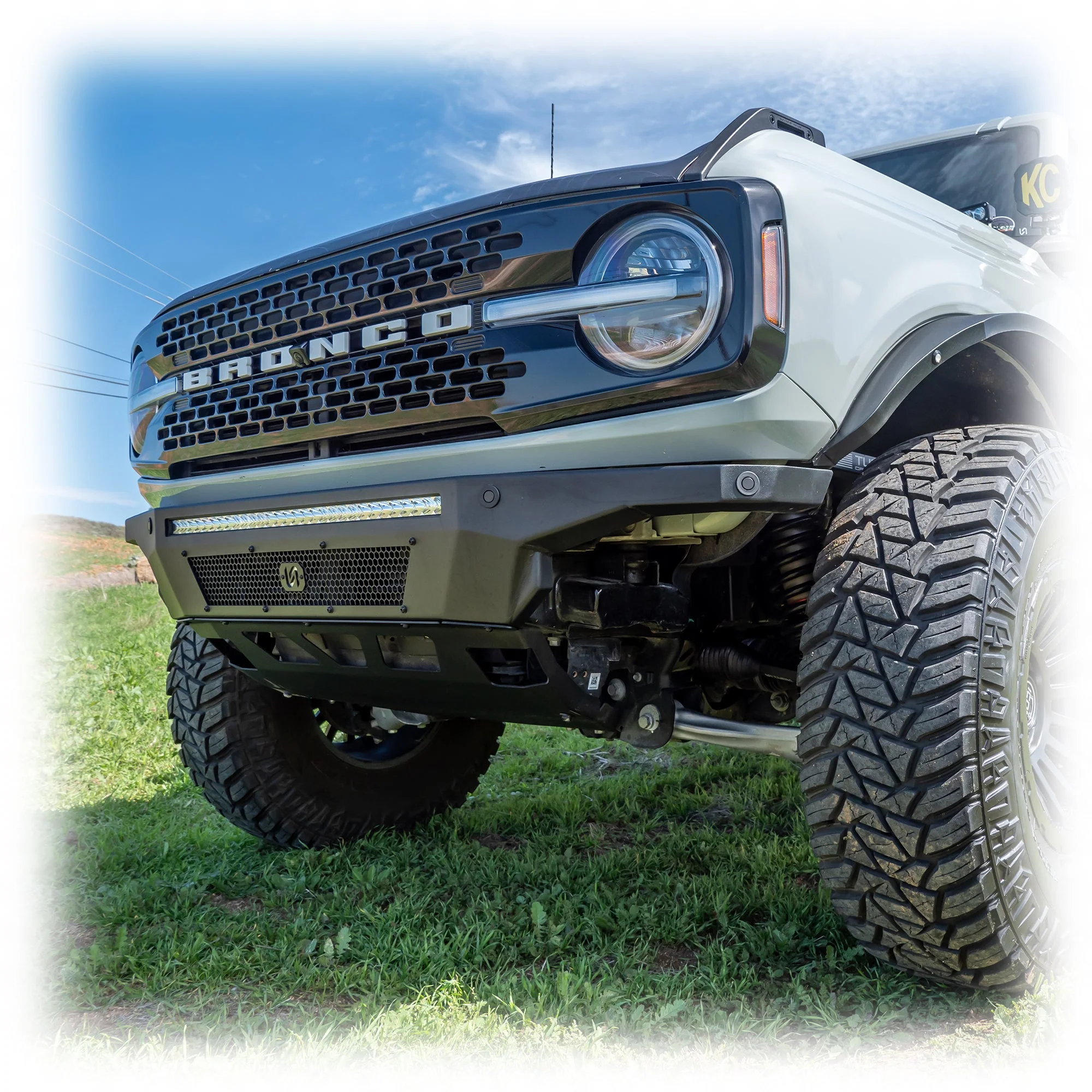 Turn Offroad  - 2021+ Ford Bronco Hyperlyte Front Bumper & Skid Plate - Image 3