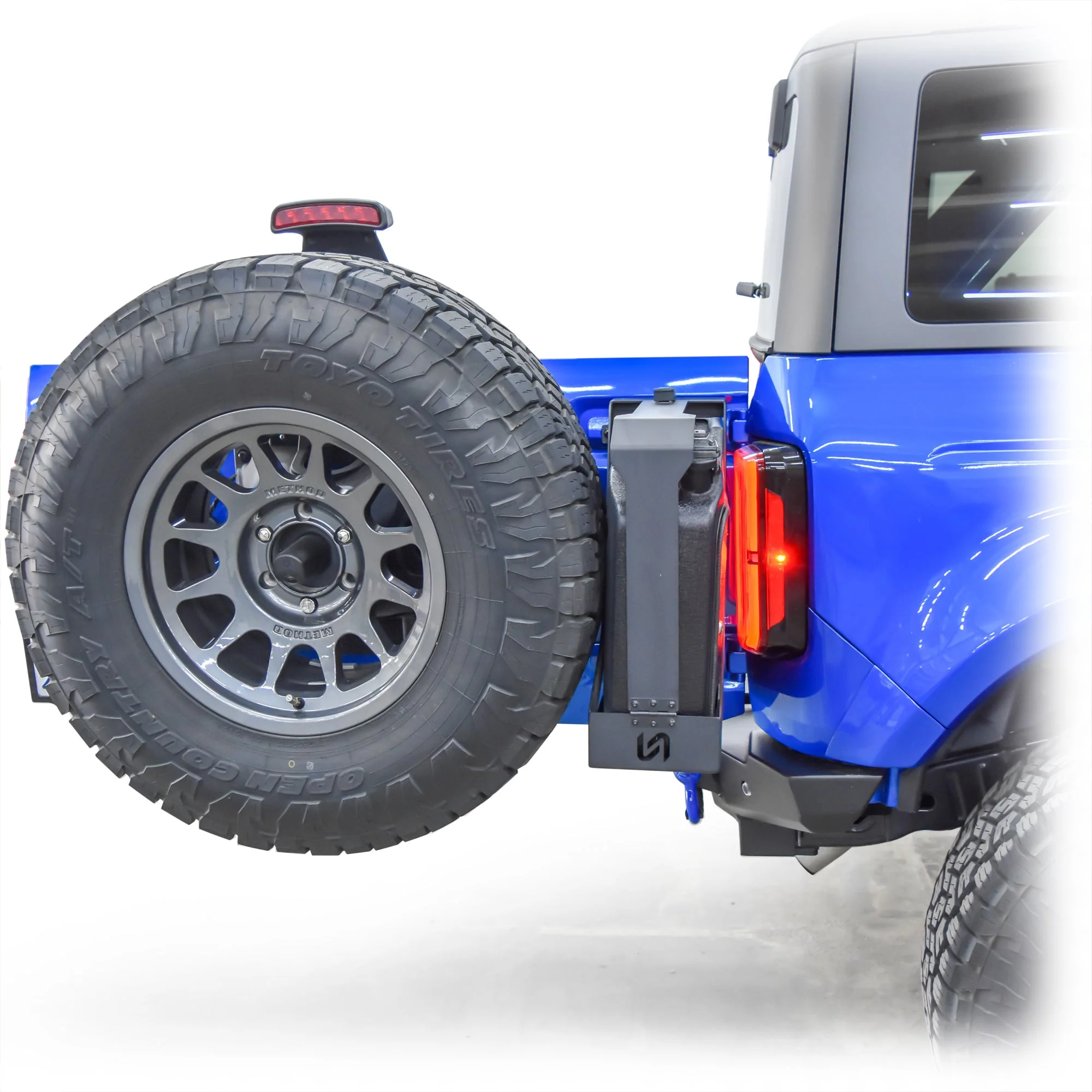 Turn Offroad  - 2021+ Ford Bronco Tailgate Jerry Can Mount - Image 4