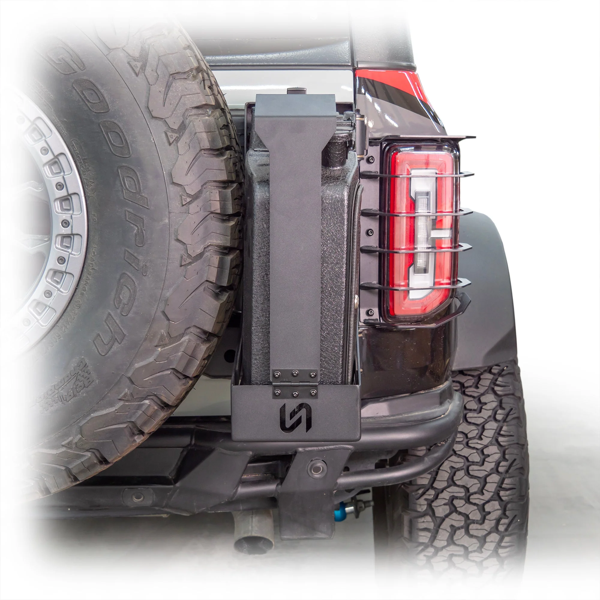 Turn Offroad  - 2021+ Ford Bronco Tailgate Jerry Can Mount - Image 9
