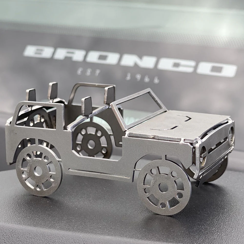 Rock Slide Engineering - BENDY BRONCO Card Holder