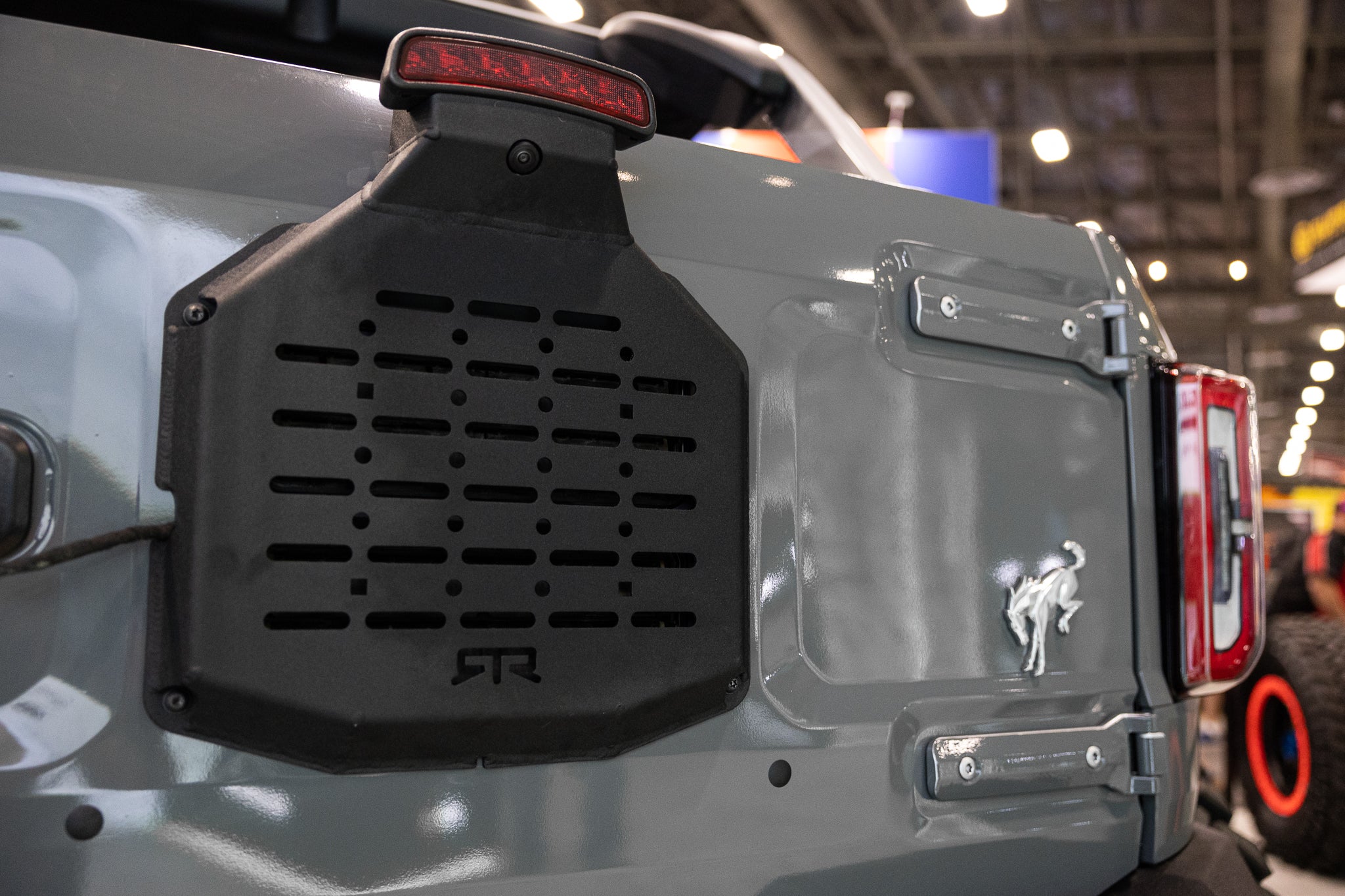 RTR - Tire Carrier Delete - Image 2