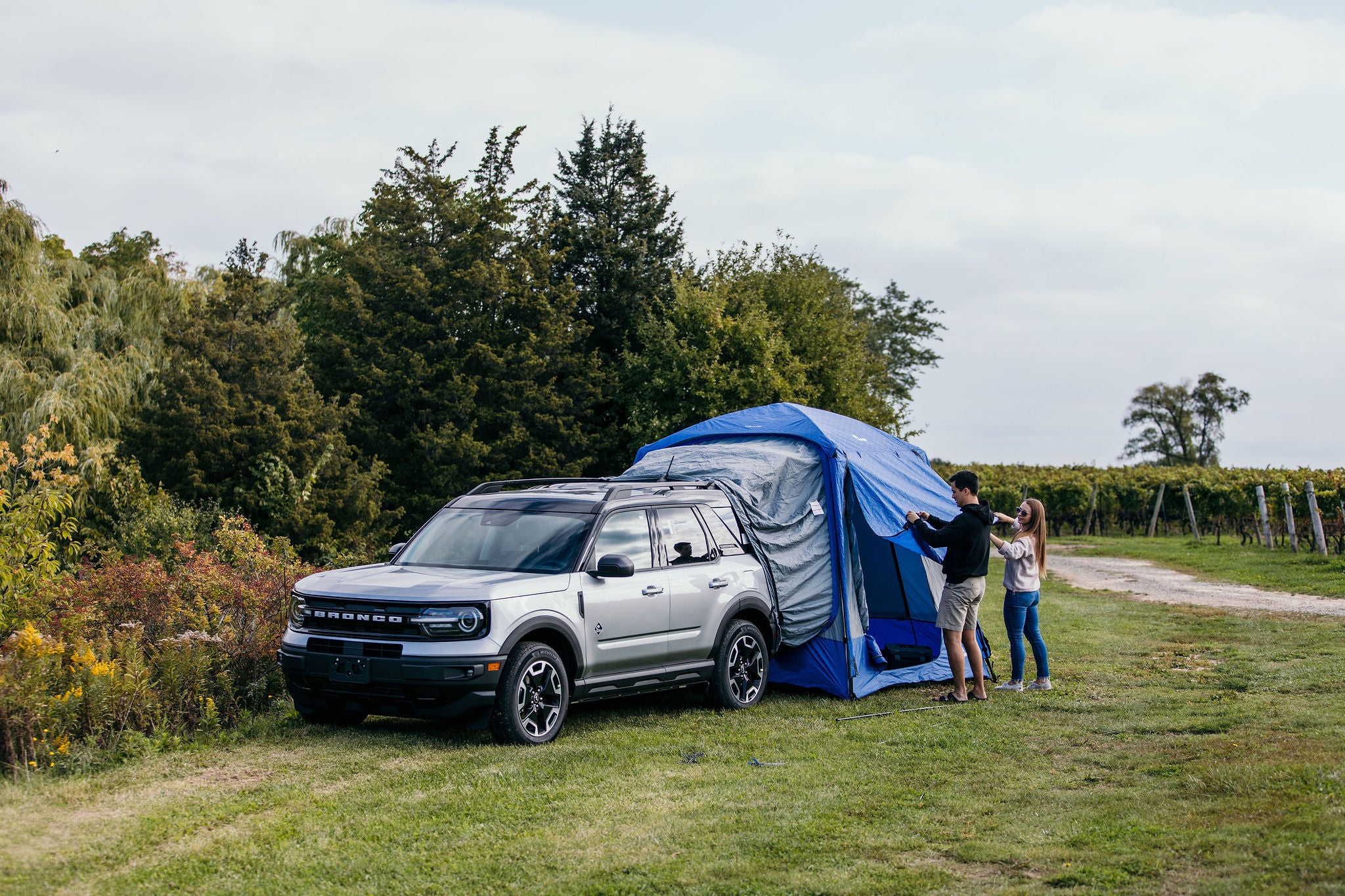 NAPIER - SPORTZ SUV TENT - Image 2